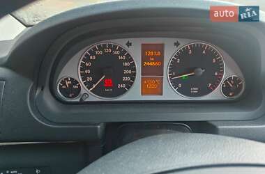 Хэтчбек Mercedes-Benz B-Class 2008 в 
