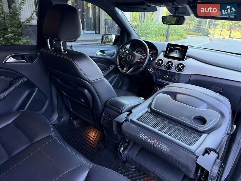 Хэтчбек Mercedes-Benz B-Class 2015 в Киеве