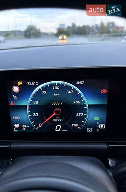 Хэтчбек Mercedes-Benz B-Class 2019 в 