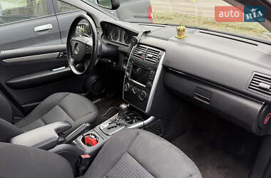 Хэтчбек Mercedes-Benz B-Class 2009 в 