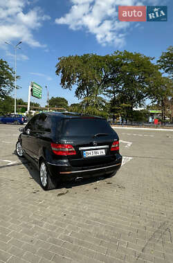 Хэтчбек Mercedes-Benz B-Class 2005 в 