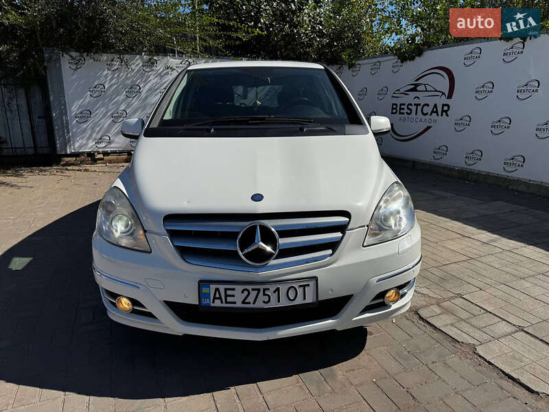 Хетчбек Mercedes-Benz B-Class 2010 в Дніпрі