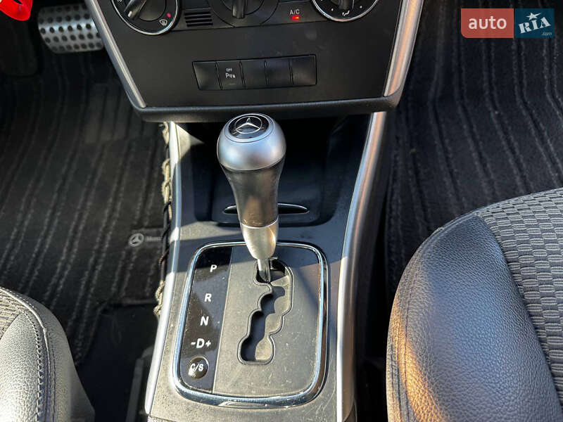 Хетчбек Mercedes-Benz B-Class 2010 в Дніпрі