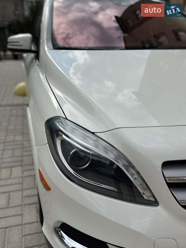 Хэтчбек Mercedes-Benz B-Class 2014 в Запорожье
