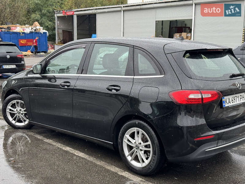 Хэтчбек Mercedes-Benz B-Class 2019 в Киеве фото 5 Хэтчбек Mercedes-Benz B-Class 2019 в Киеве