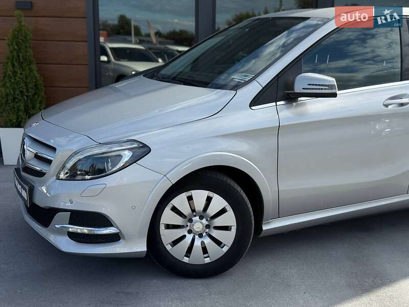 Хэтчбек Mercedes-Benz B-Class 2017 в Ровно