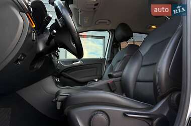 Хэтчбек Mercedes-Benz B-Class 2017 в 