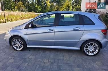 Хэтчбек Mercedes-Benz B-Class 2008 в 