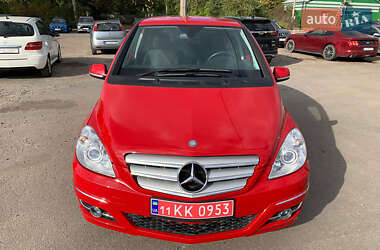 Хетчбек Mercedes-Benz B-Class 2010 в 