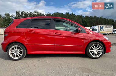 Хетчбек Mercedes-Benz B-Class 2010 в 