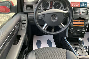 Хетчбек Mercedes-Benz B-Class 2010 в 