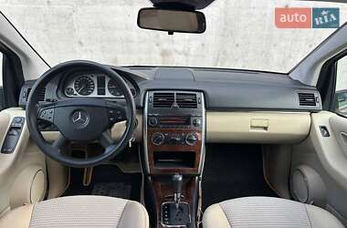 Хэтчбек Mercedes-Benz B-Class 2006 в 