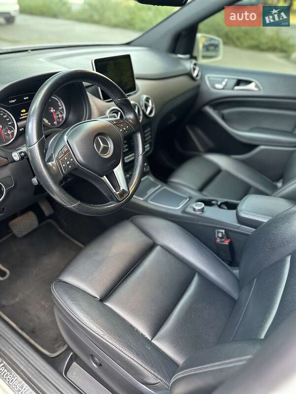 Хэтчбек Mercedes-Benz B-Class 2016 в Днепре