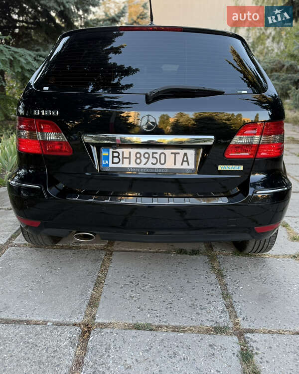 Хэтчбек Mercedes-Benz B-Class 2010 в Одессе фото 9 Хэтчбек Mercedes-Benz B-Class 2010 в Одессе