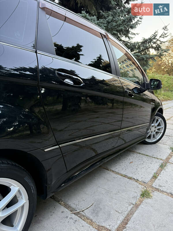Хэтчбек Mercedes-Benz B-Class 2010 в Одессе фото 17 Хэтчбек Mercedes-Benz B-Class 2010 в Одессе