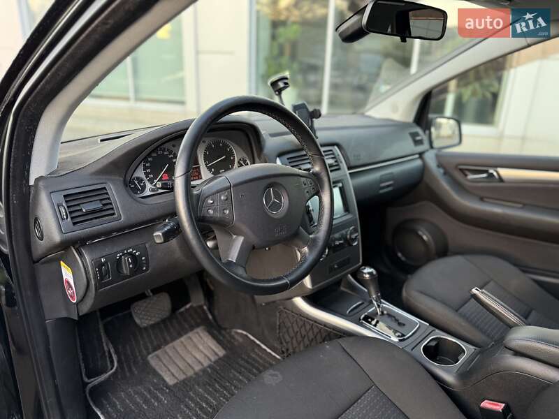 Хэтчбек Mercedes-Benz B-Class 2011 в Киеве