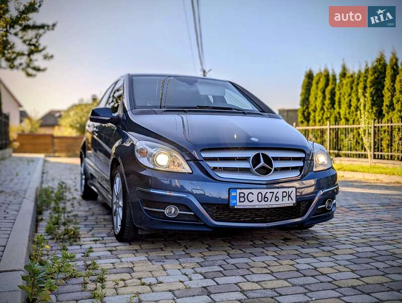 Хэтчбек Mercedes-Benz B-Class 2010 в Львове