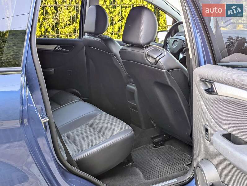 Хэтчбек Mercedes-Benz B-Class 2010 в Львове
