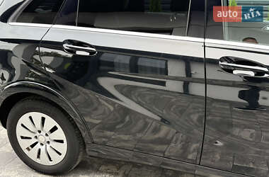 Хетчбек Mercedes-Benz B-Class 2016 в 