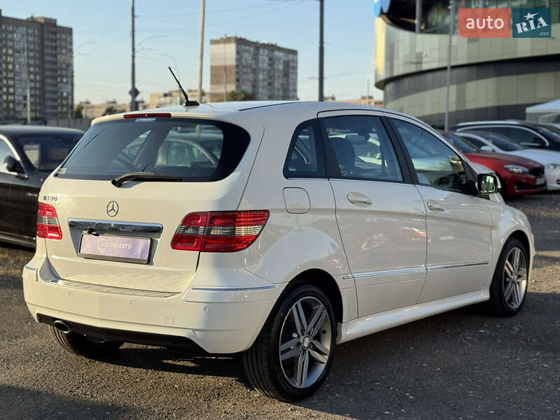Хетчбек Mercedes-Benz B-Class 2010 в Києві