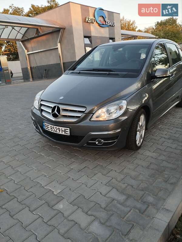 Хетчбек Mercedes-Benz B-Class 2010 в Миколаєві