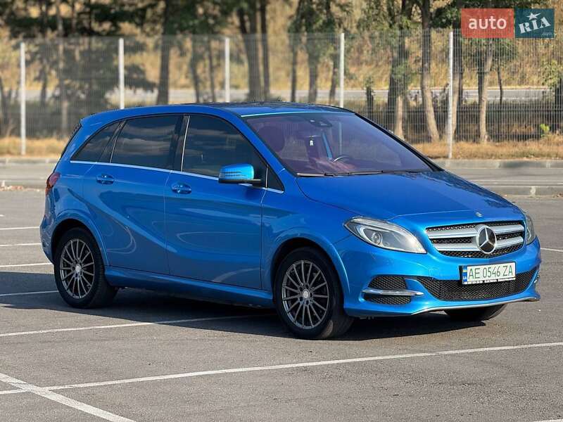 Mercedes-Benz B-Class 2015