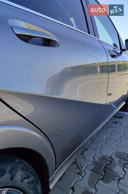 Хетчбек Mercedes-Benz B-Class 2015 в 