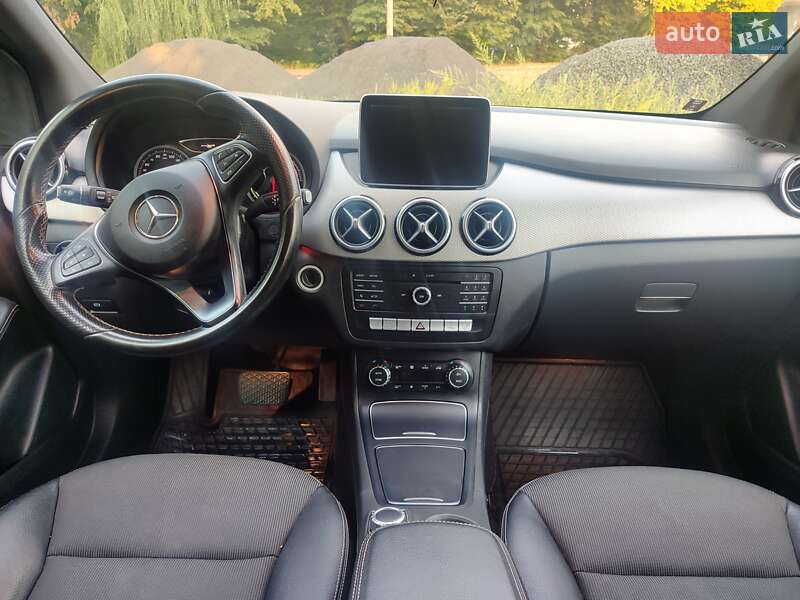Хэтчбек Mercedes-Benz B-Class 2015 в Горохове