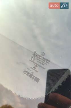 Хетчбек Mercedes-Benz B-Class 2015 в 