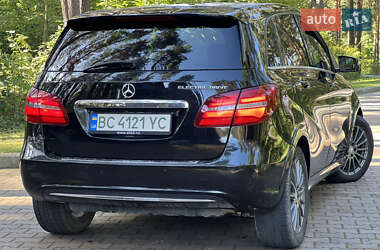 Хэтчбек Mercedes-Benz B-Class 2015 в 