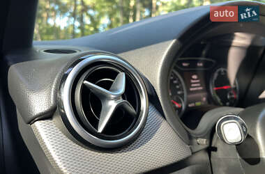 Хэтчбек Mercedes-Benz B-Class 2015 в 