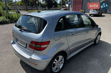 Хэтчбек Mercedes-Benz B-Class 2005 в 