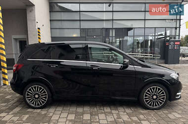 Хэтчбек Mercedes-Benz B-Class 2016 в 