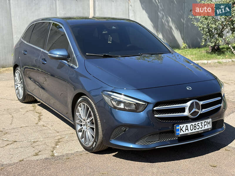 Хэтчбек Mercedes-Benz B-Class 2019 в 