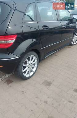 Хэтчбек Mercedes-Benz B-Class 2005 в 