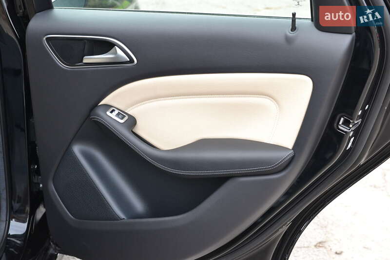 Хэтчбек Mercedes-Benz B-Class 2015 в Луцке