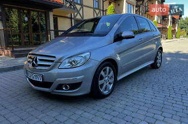 Хэтчбек Mercedes-Benz B-Class 2008 в 