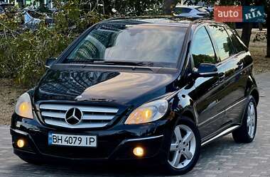 Хэтчбек Mercedes-Benz B-Class 2008 в 