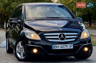 Хэтчбек Mercedes-Benz B-Class 2008 в 