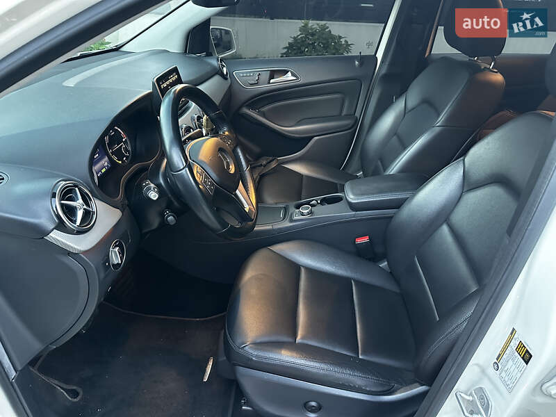 Хэтчбек Mercedes-Benz B-Class 2014 в Львове