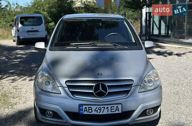 Хэтчбек Mercedes-Benz B-Class 2010 в 