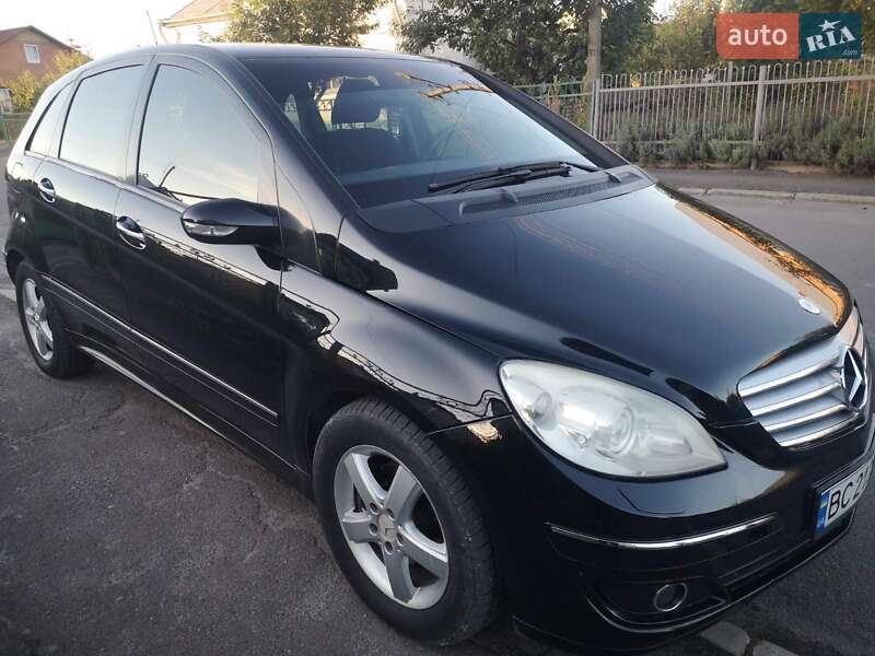 Хэтчбек Mercedes-Benz B-Class 2006 в 