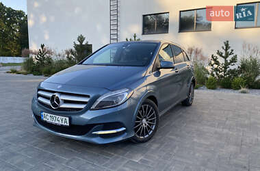 Хэтчбек Mercedes-Benz B-Class 2015 в 