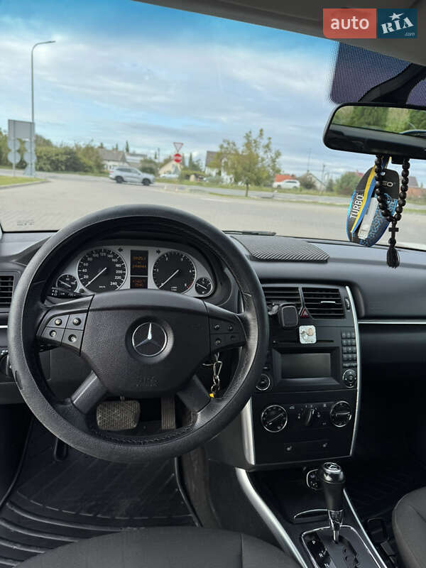 Хэтчбек Mercedes-Benz B-Class 2010 в Львове