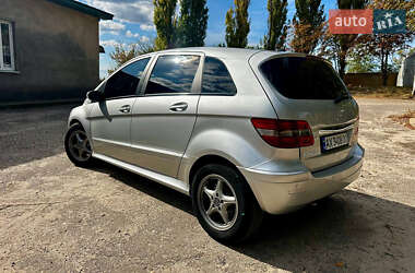 Хэтчбек Mercedes-Benz B-Class 2006 в 