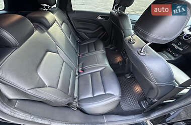 Хэтчбек Mercedes-Benz B-Class 2015 в 