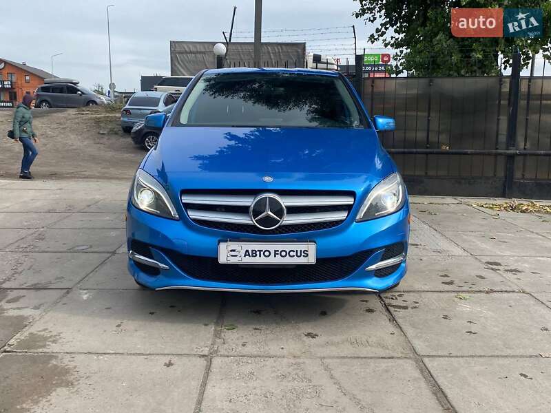 Хэтчбек Mercedes-Benz B-Class 2014 в Киеве