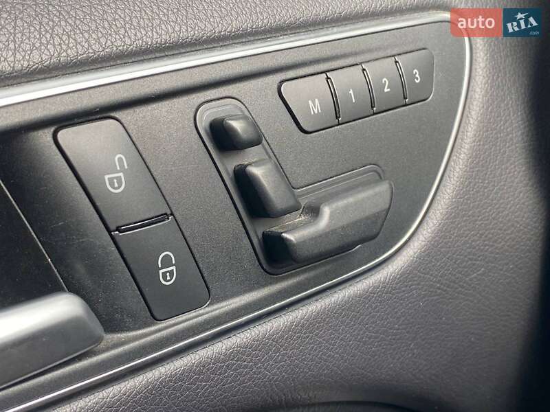 Хэтчбек Mercedes-Benz B-Class 2014 в Киеве