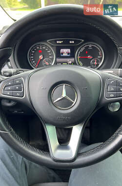 Хэтчбек Mercedes-Benz B-Class 2017 в 