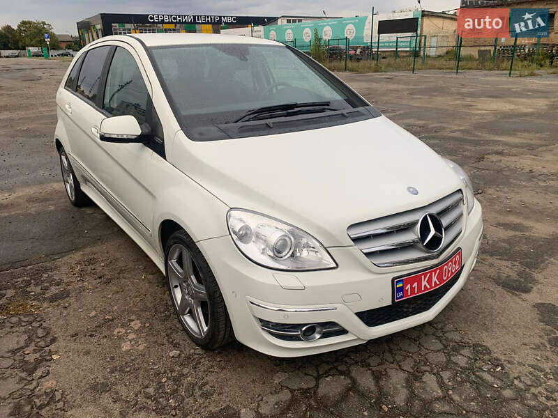 Хэтчбек Mercedes-Benz B-Class 2010 в Киеве